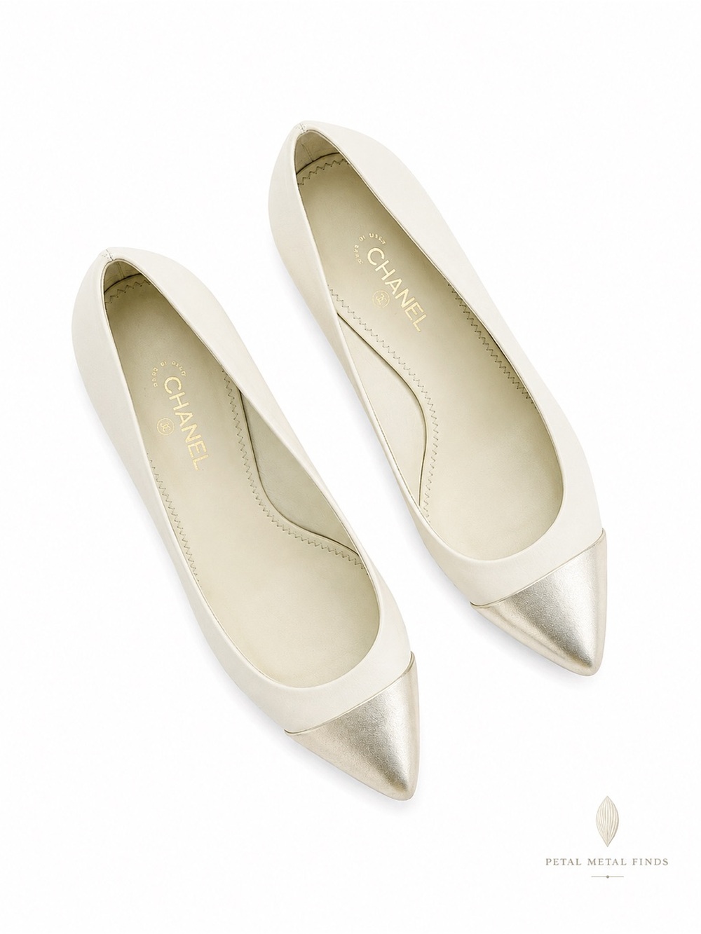 Chanel Ivory Lambskin Leather Gold Cap Pointed Toe‎ CC Kitten Heels Size 38